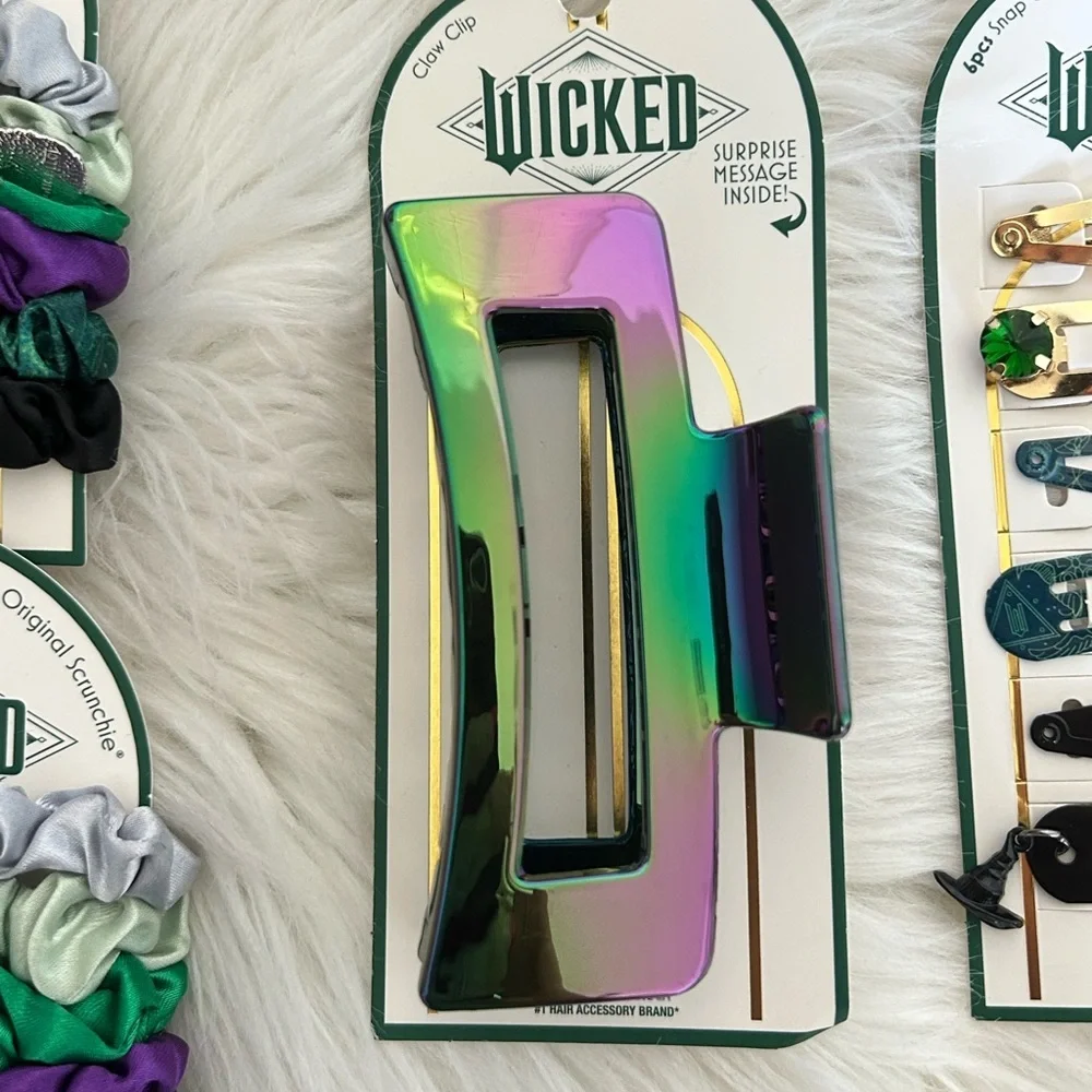 CONAIR WICKED Trademark Inspired 5 Piece Hair Accessories Set Black and Green